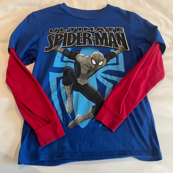 Spider-man t-shirt! - Picture 2 of 6